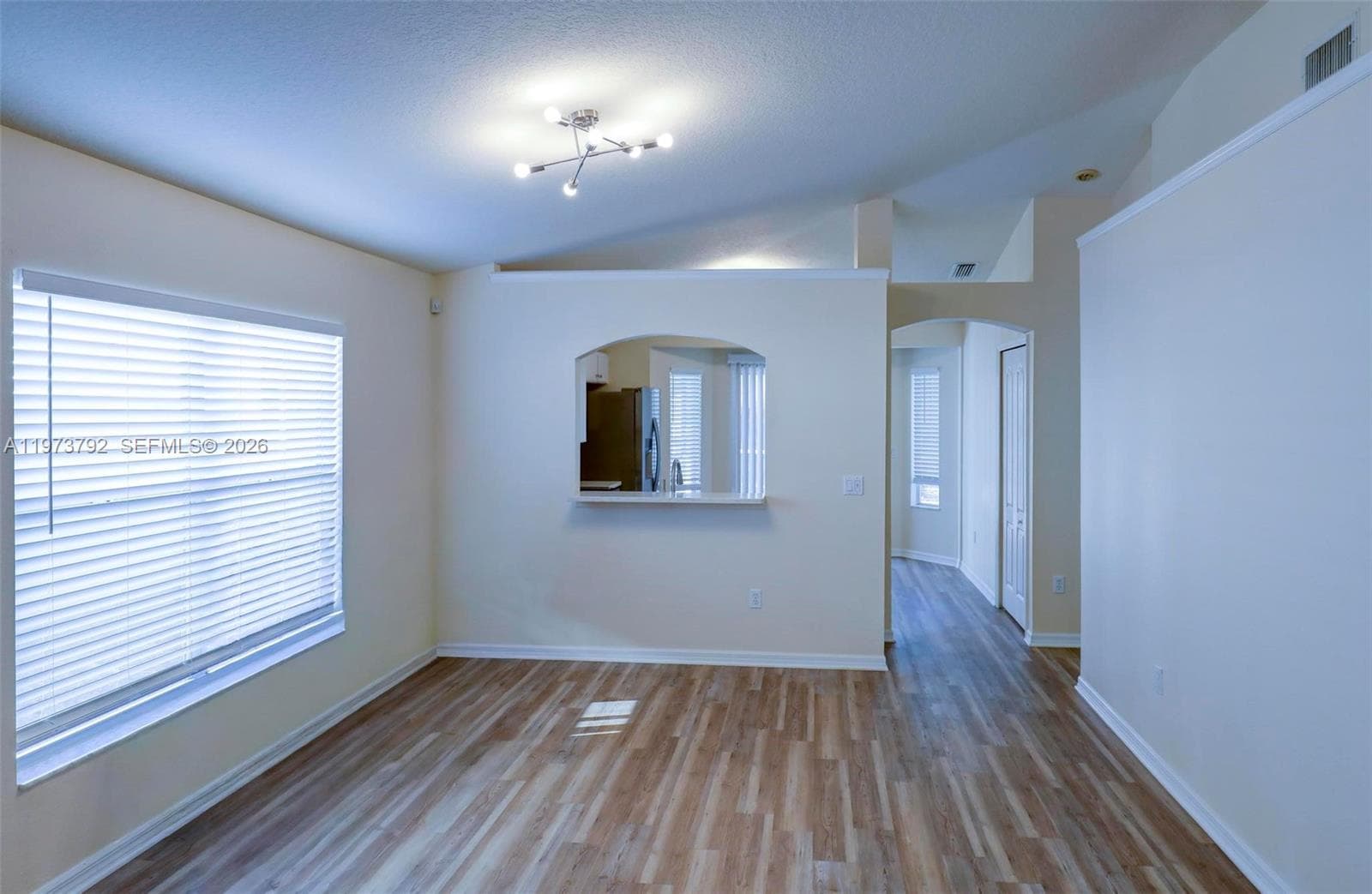 18105 Lembrecht Way, Other City - In The State Of Florida, FL 33647 — zdjęcie 4