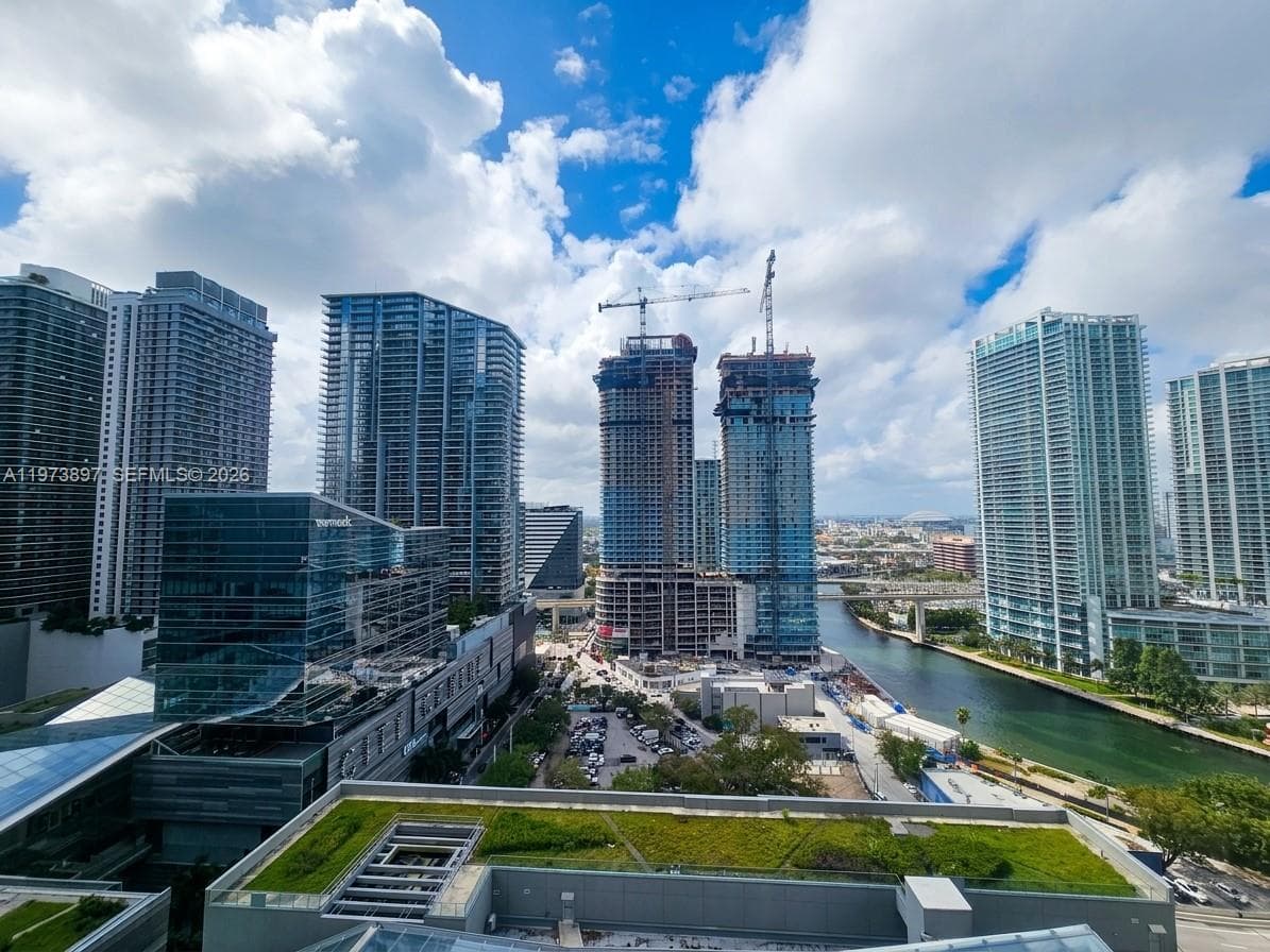 68 SE 6th St # 1806, Miami, FL 33131 — zdjęcie 2