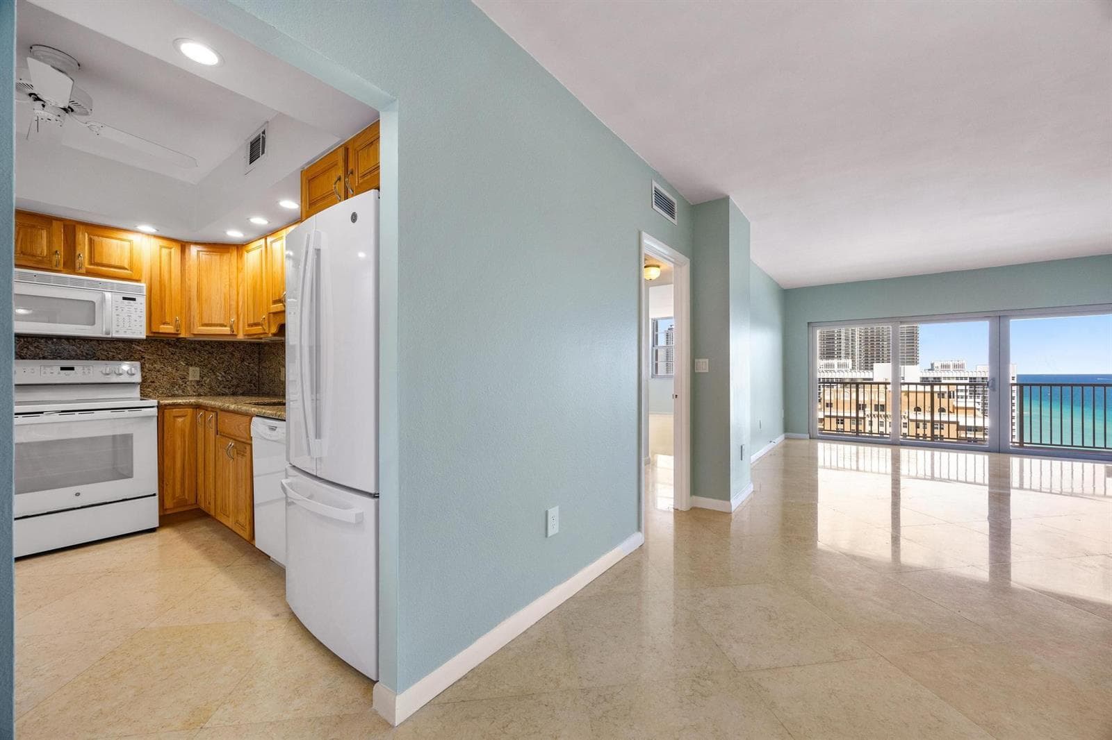1950 S Ocean Drive # PHB, Hallandale Beach, FL 33009 — zdjęcie 5