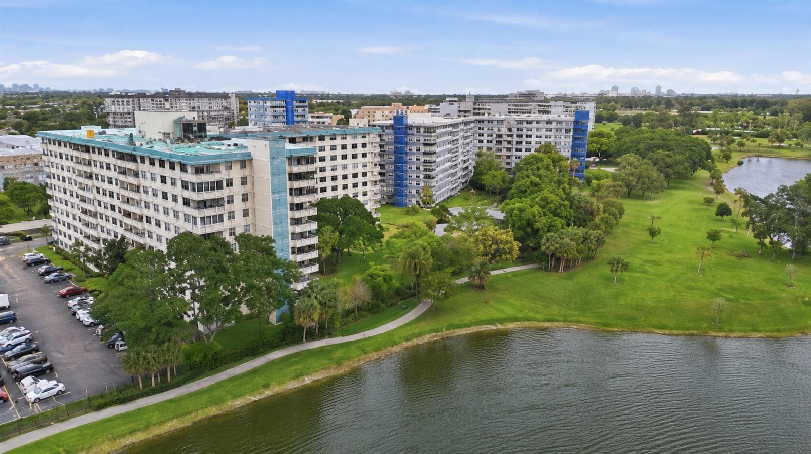 4330 Hillcrest Drive # 420, Hollywood, FL 33021 — zdjęcie 2