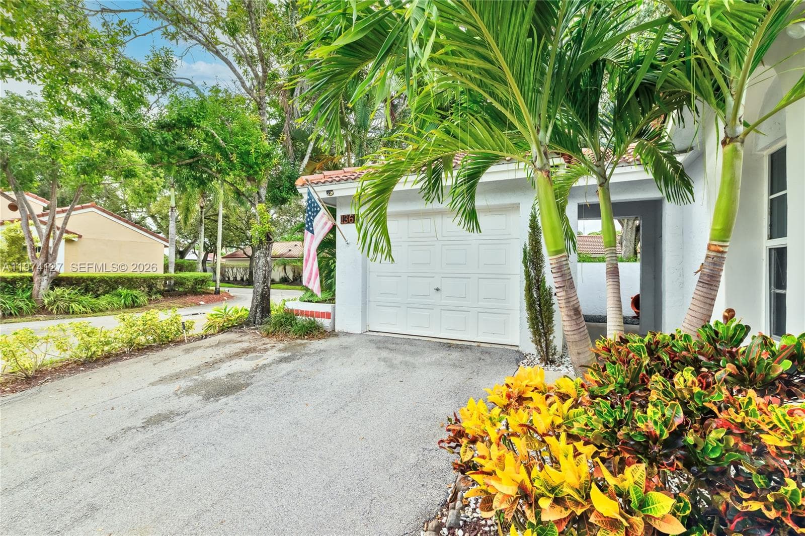 1361 Seagrape Cir, Weston, FL 33326 — zdjęcie 4