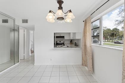 8027 Lagos De Campo Boulevard # A4, Tamarac, FL 33321 — zdjęcie 2