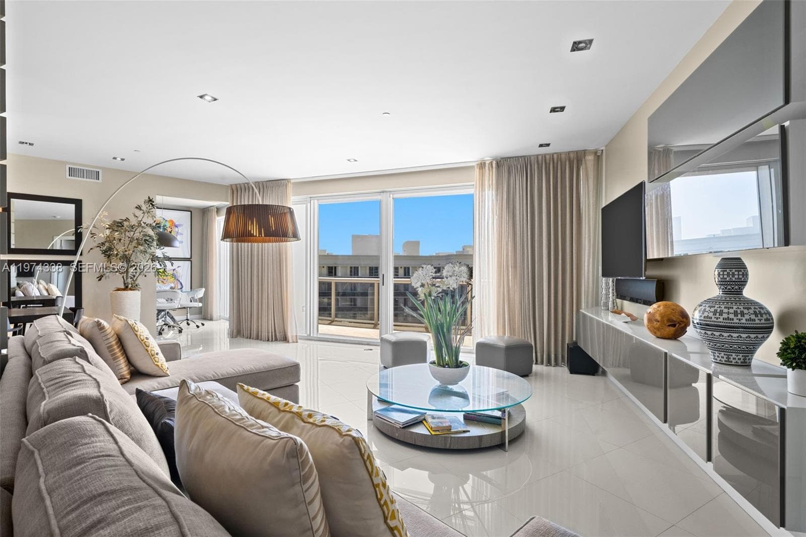 9601 Collins Ave # 1208, Bal Harbour, FL 33154 — zdjęcie 3