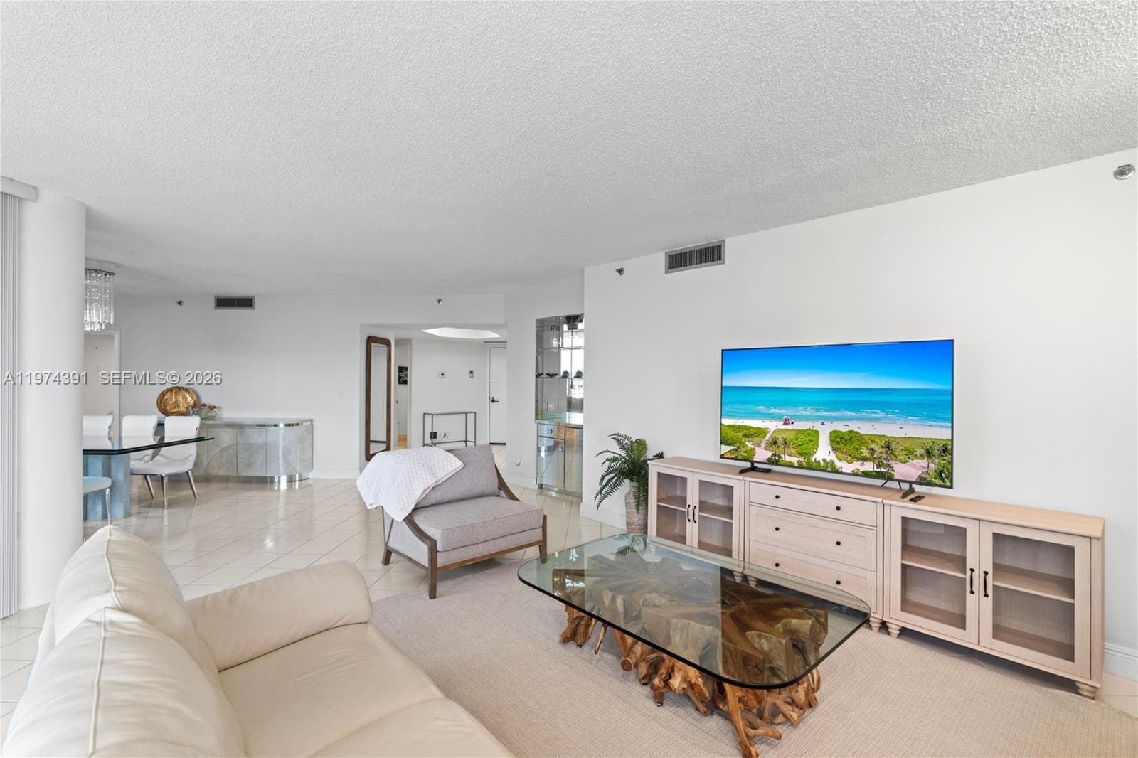 20191 E Country Club Dr # 407, Aventura, FL 33180 — zdjęcie 4