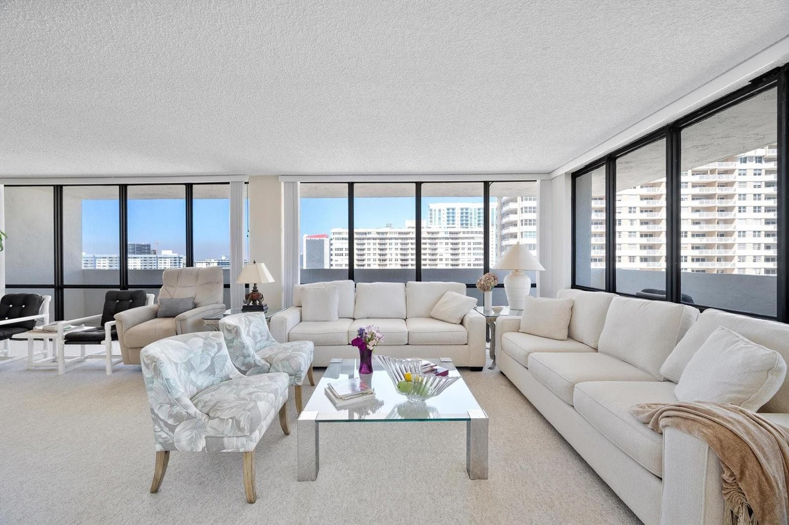 2017 S Ocean Drive # Ph1, Hallandale Beach, FL 33009 — zdjęcie 2