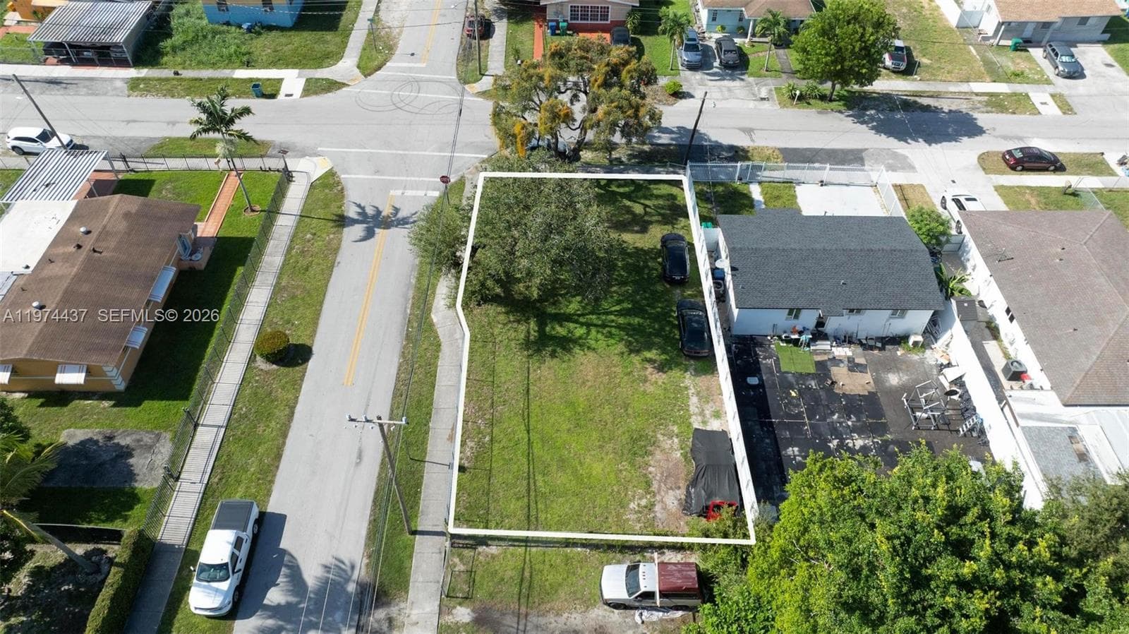 1990 NW 153rd St, Miami Gardens, FL 33054 — zdjęcie 2