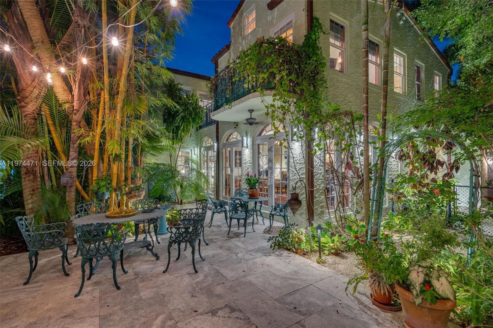 1720 Espanola Dr, Miami, FL 33133 — zdjęcie 2