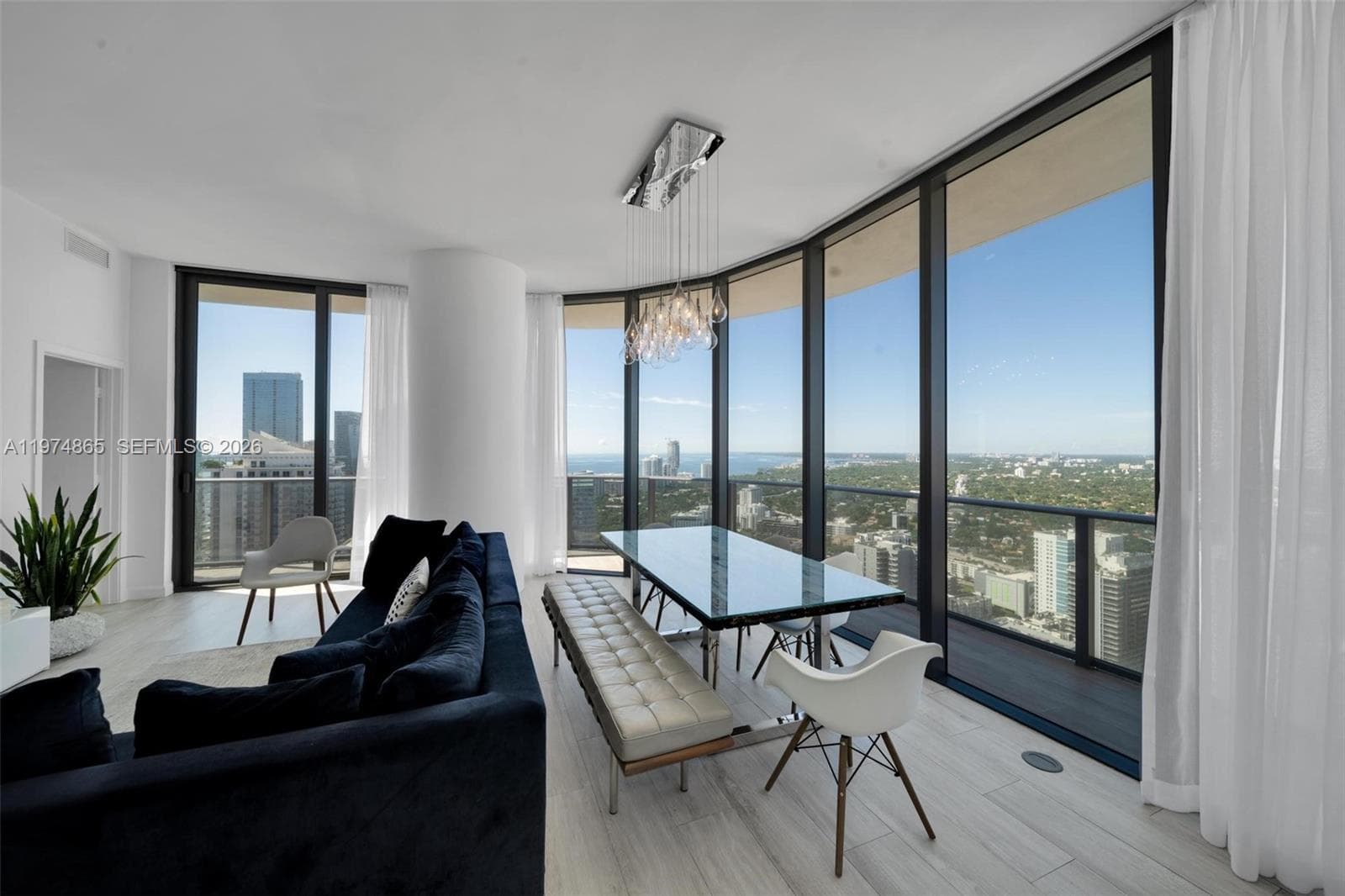 55 SW 9th St # 4406, Miami, FL 33130 — zdjęcie 3