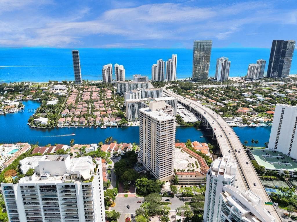 19355 Turnberry Way # 17C, Aventura, FL 33180 — zdjęcie 5