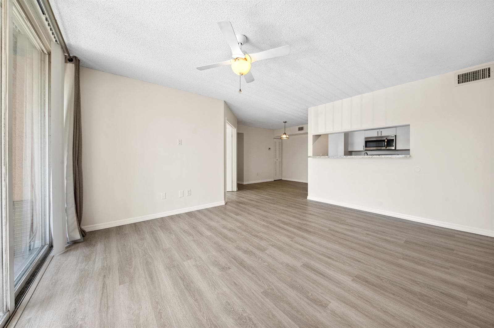 117 Yacht Club Way # 205, Hypoluxo, FL 33462 — zdjęcie 3