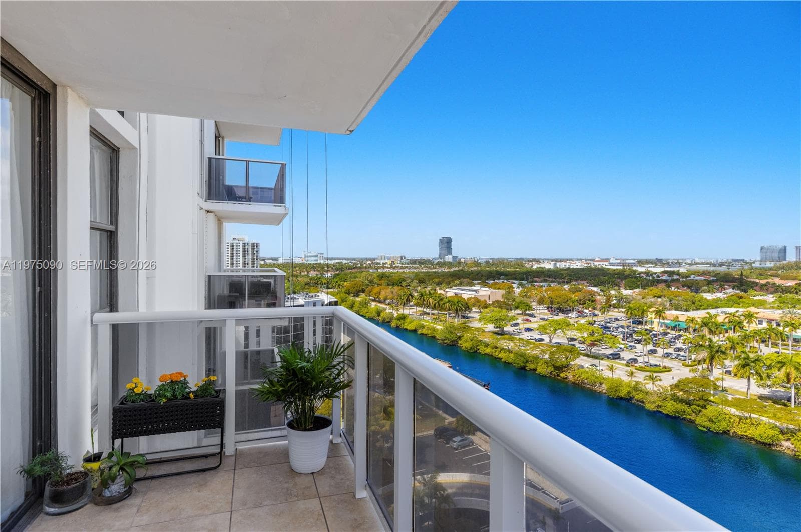 3625 N Country Club Dr # 1401, Aventura, FL 33180 — zdjęcie 5