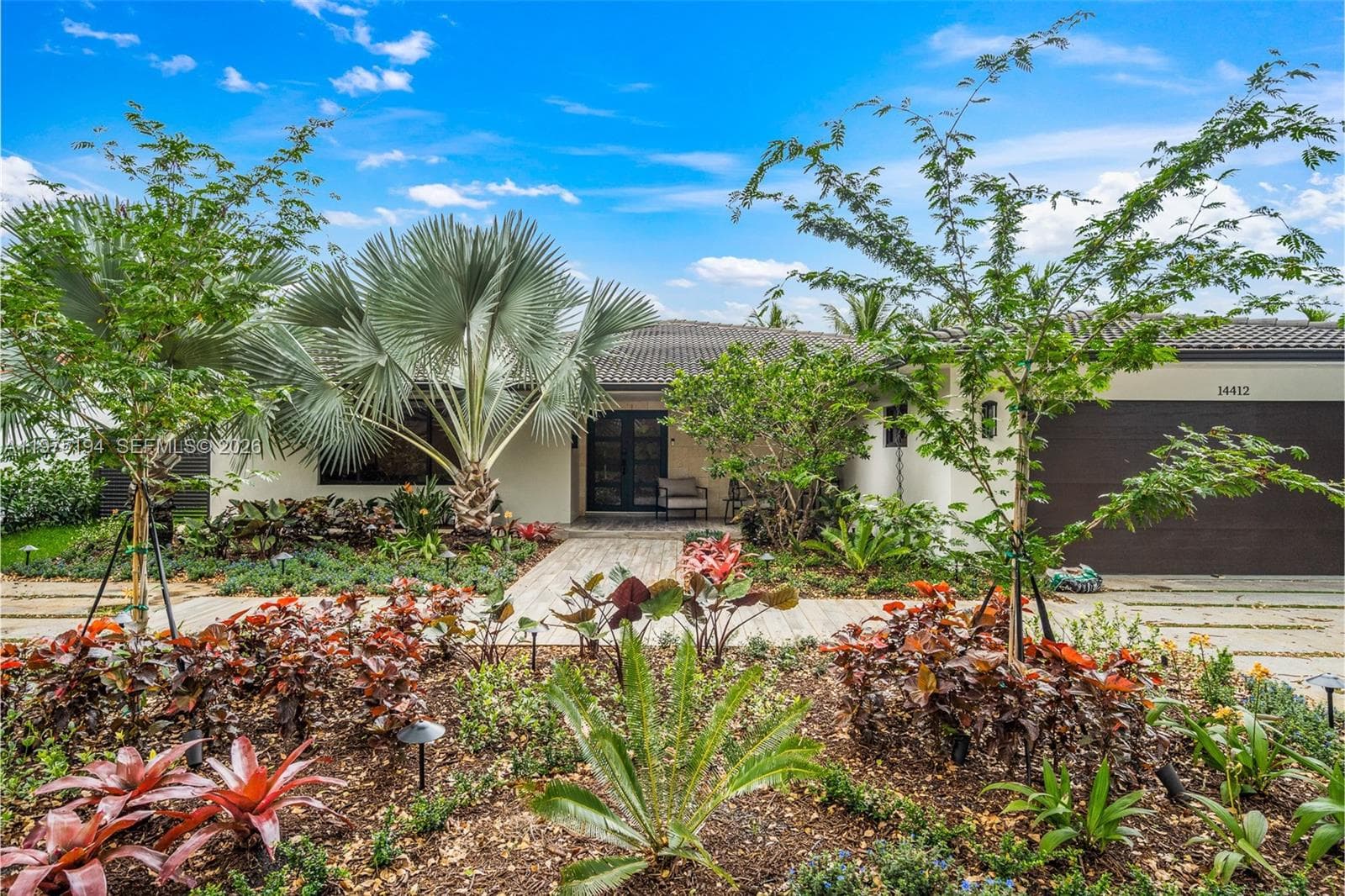 14412 Rosewood Rd, Miami Lakes, FL 33014 — zdjęcie 3