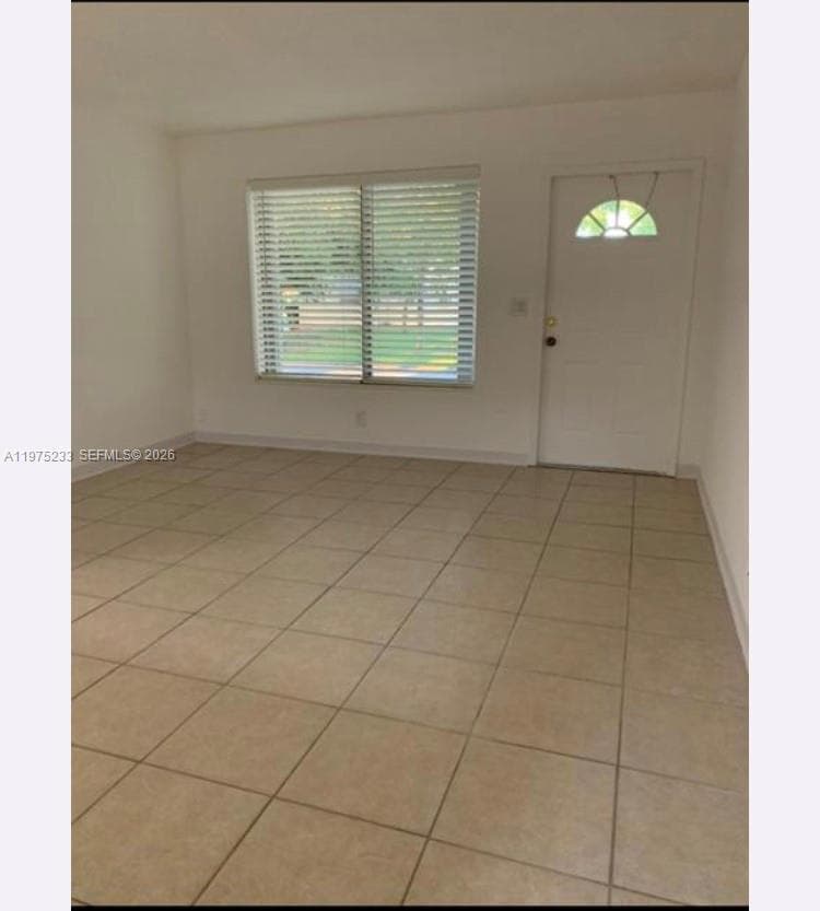 401 SW 8th St # A, Hallandale Beach, FL 33009 — zdjęcie 3