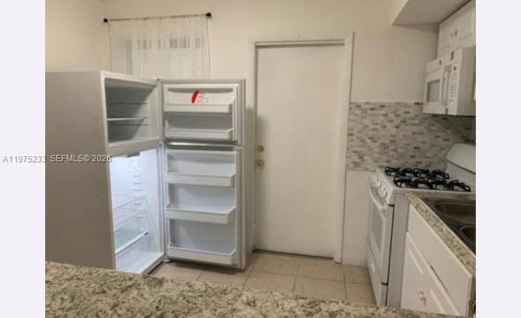 401 SW 8th St # A, Hallandale Beach, FL 33009 — zdjęcie 5