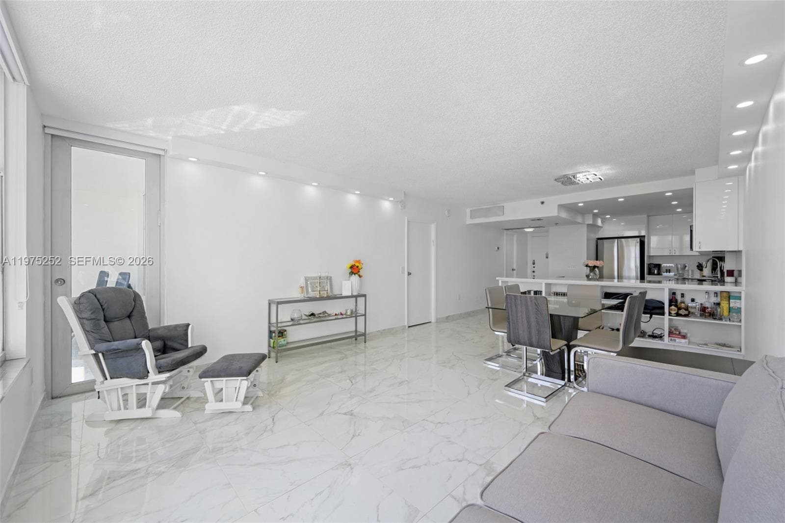 4101 Pine Tree Dr # 919, Miami Beach, FL 33140 — zdjęcie 5