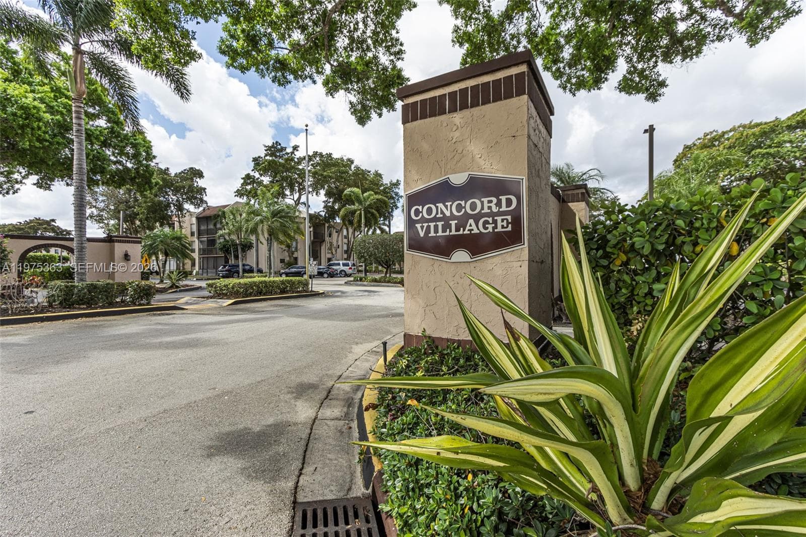 6701 N University Dr # 210, Tamarac, FL 33321