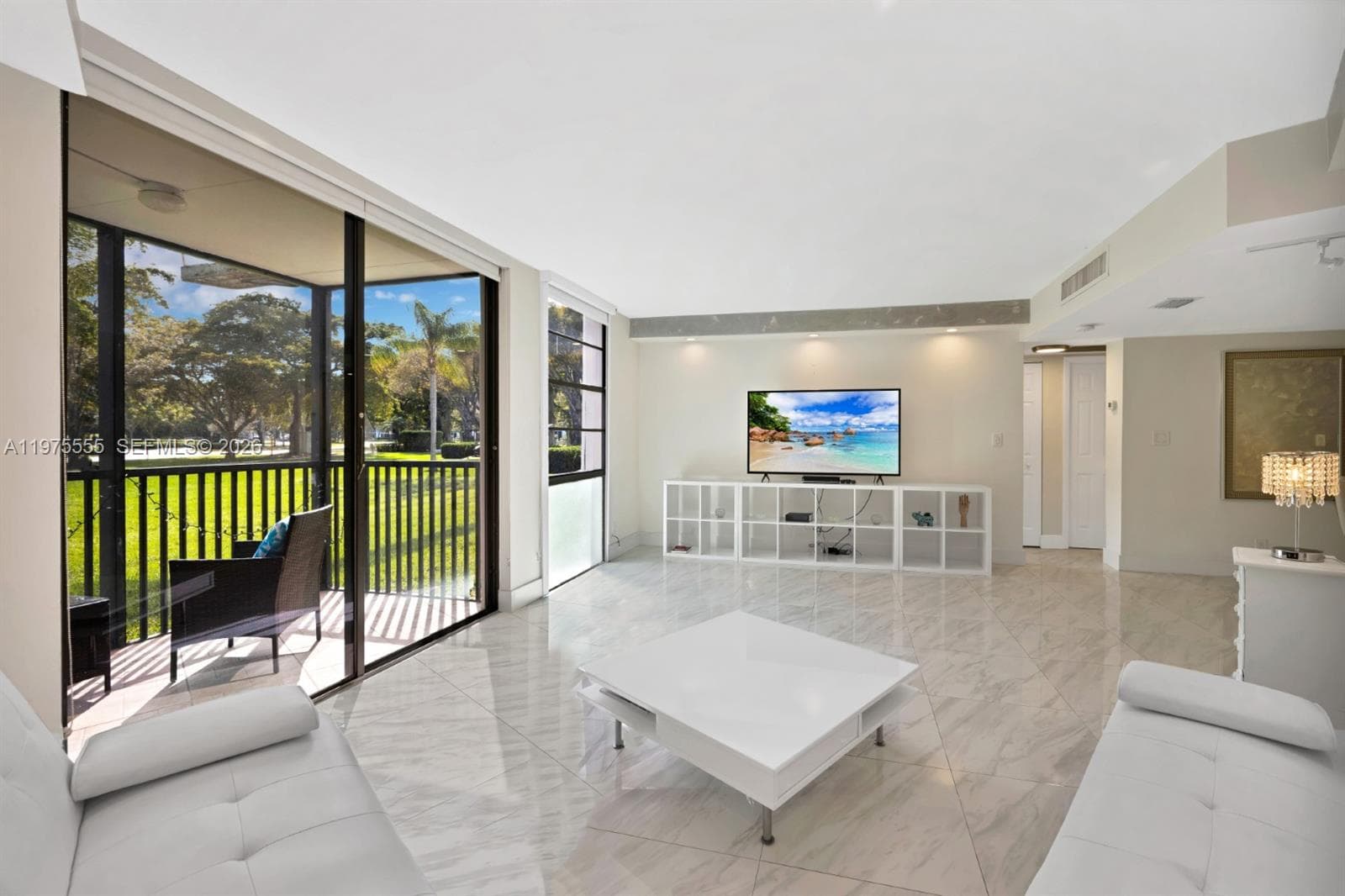 3101 N Country Club Dr # 105, Aventura, FL 33180 — zdjęcie 3