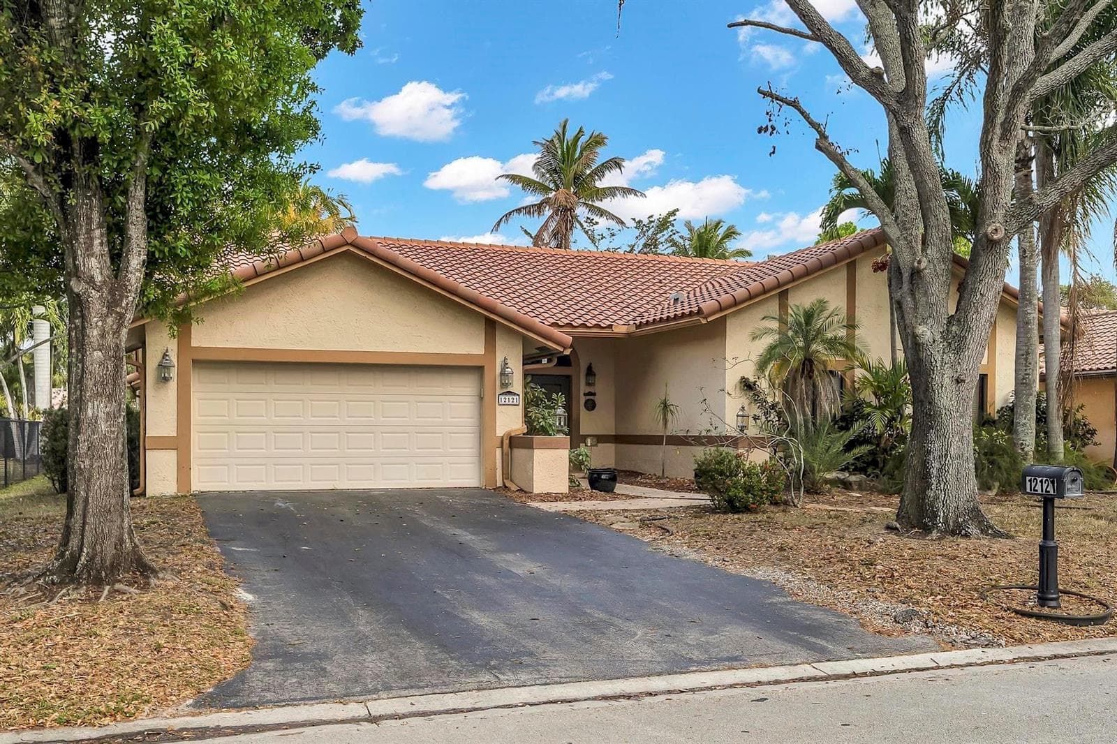 12121 NW 2nd Drive, Coral Springs, FL 33071 — zdjęcie 3
