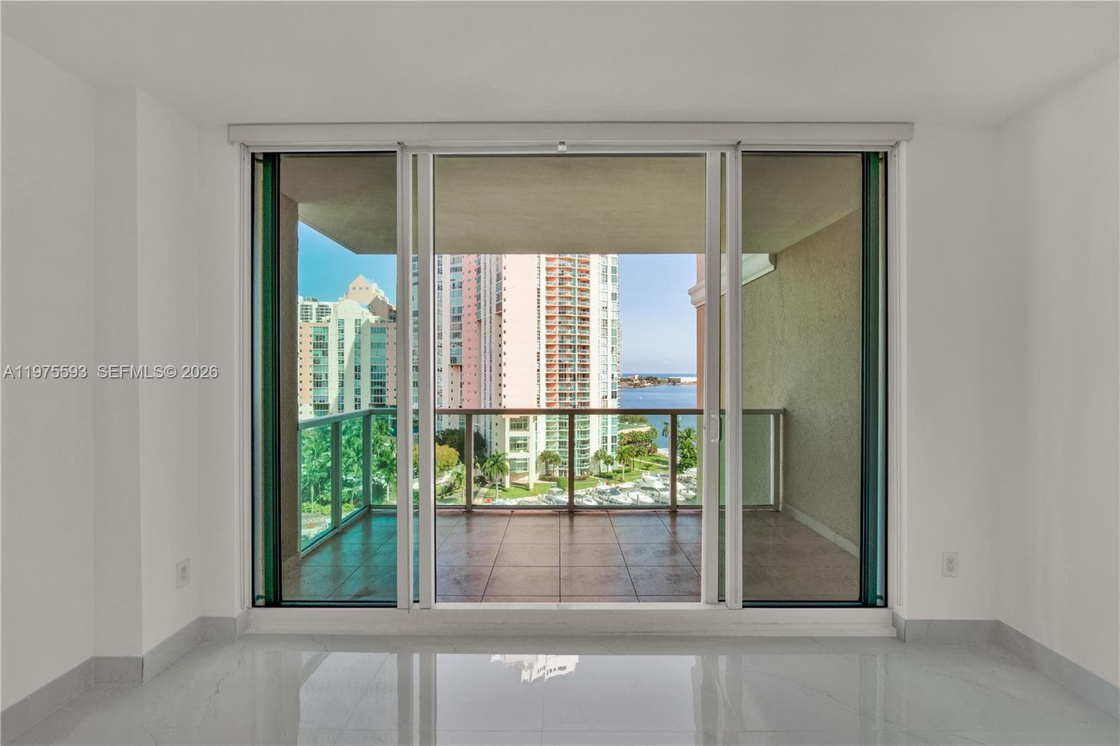 3340 NE 190th St # 1108, Aventura, FL 33180 — zdjęcie 3