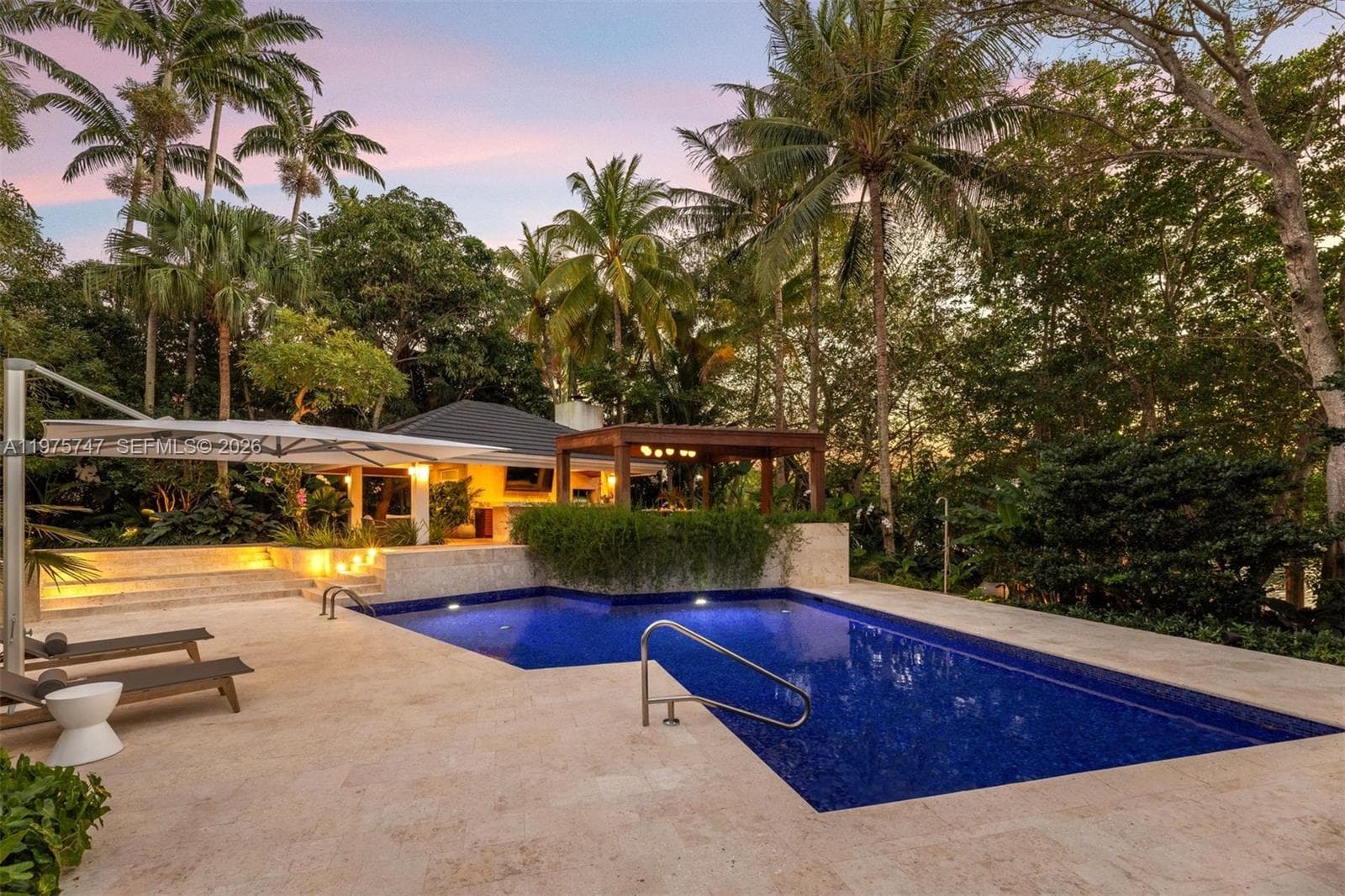 7150 W Lago Dr, Coral Gables, FL 33143 — zdjęcie 5
