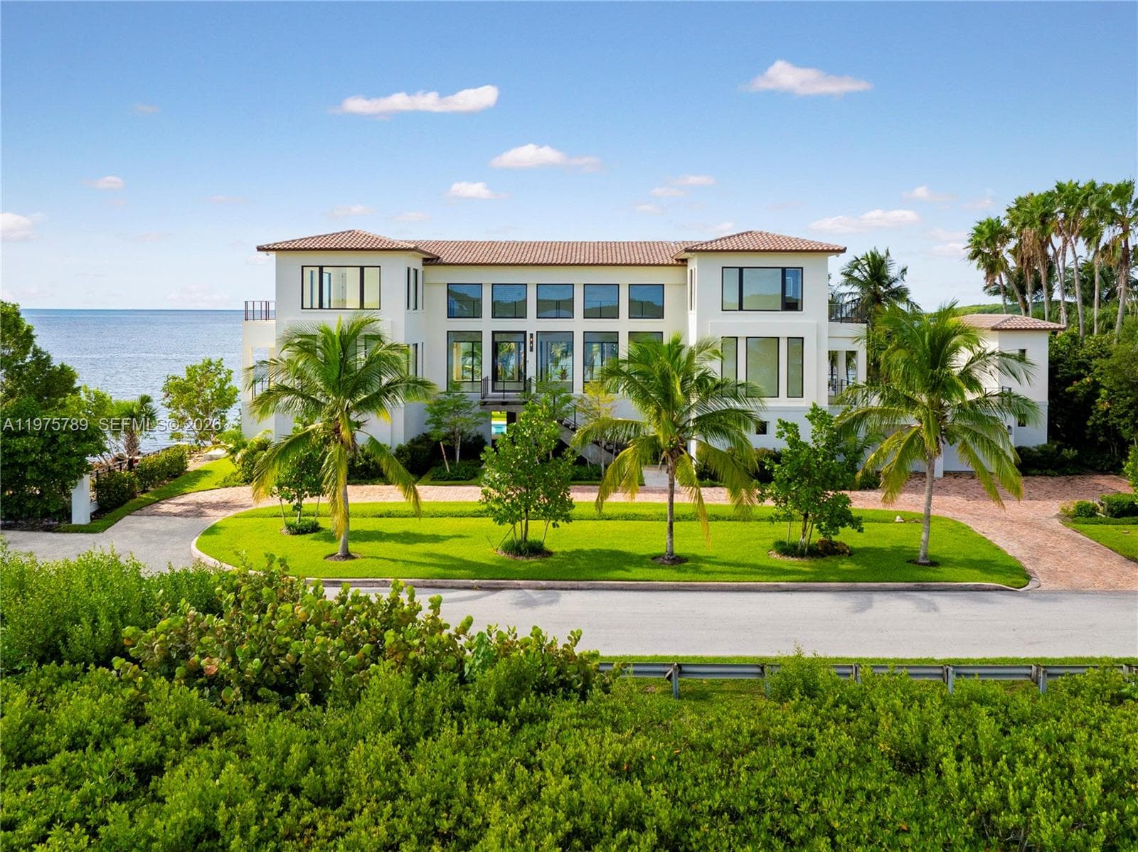 650 Lugo Ave, Coral Gables, FL 33156 — zdjęcie 4