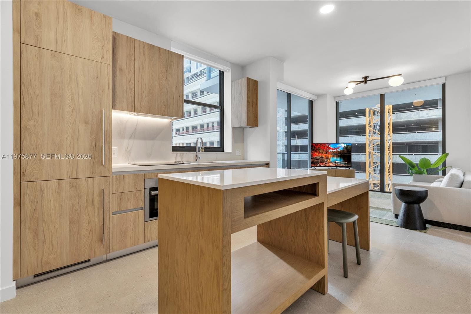 11 NE 6th St # 407, Miami, FL 33132 — zdjęcie 2