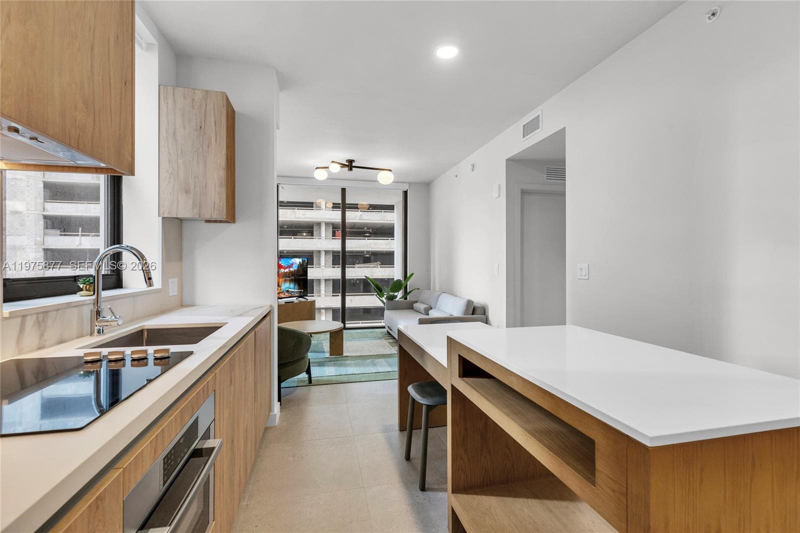 11 NE 6th St # 407, Miami, FL 33132 — zdjęcie 3