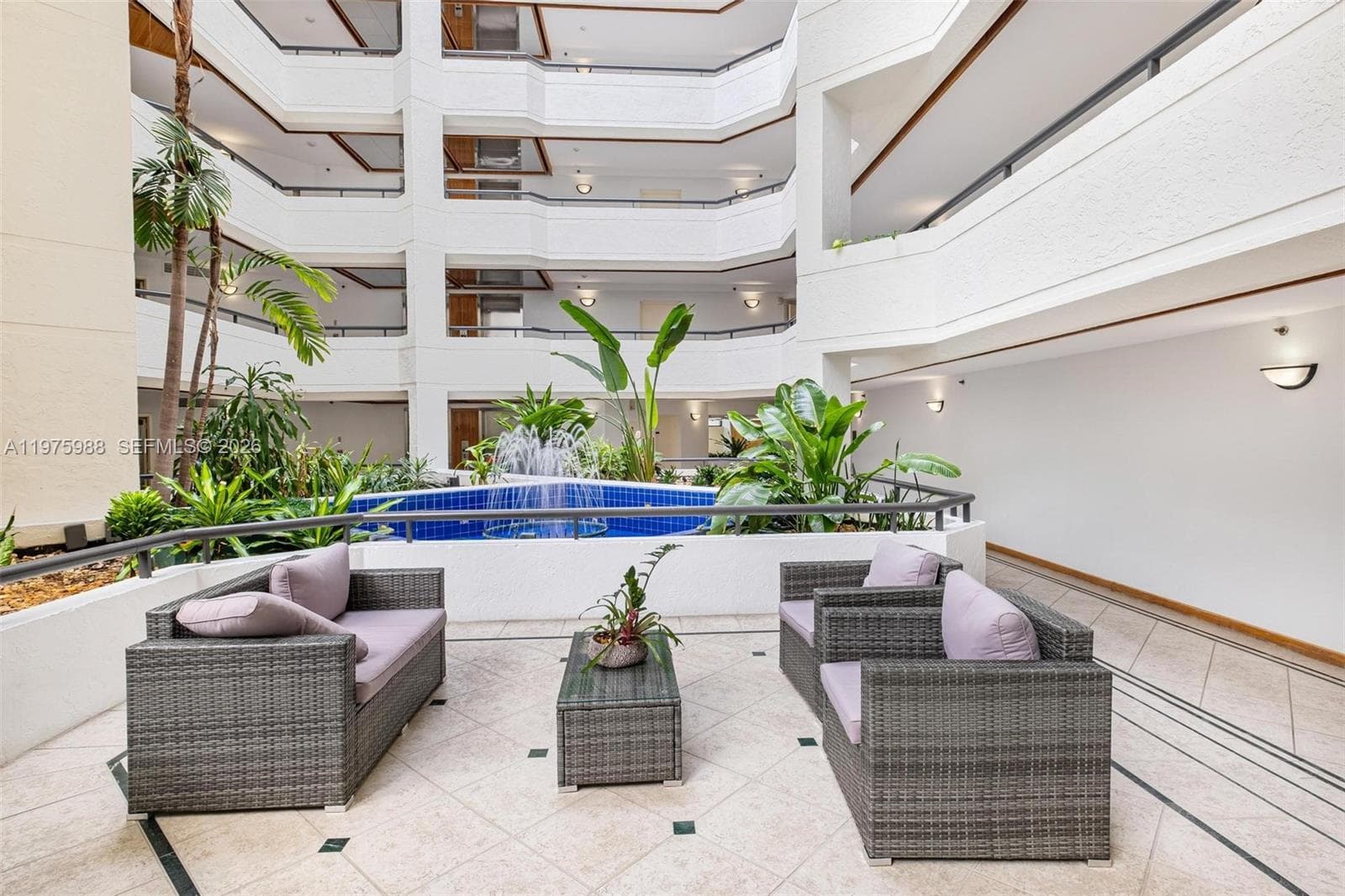 170 Ocean Lane Dr # 310, Key Biscayne, FL 33149 — zdjęcie 2