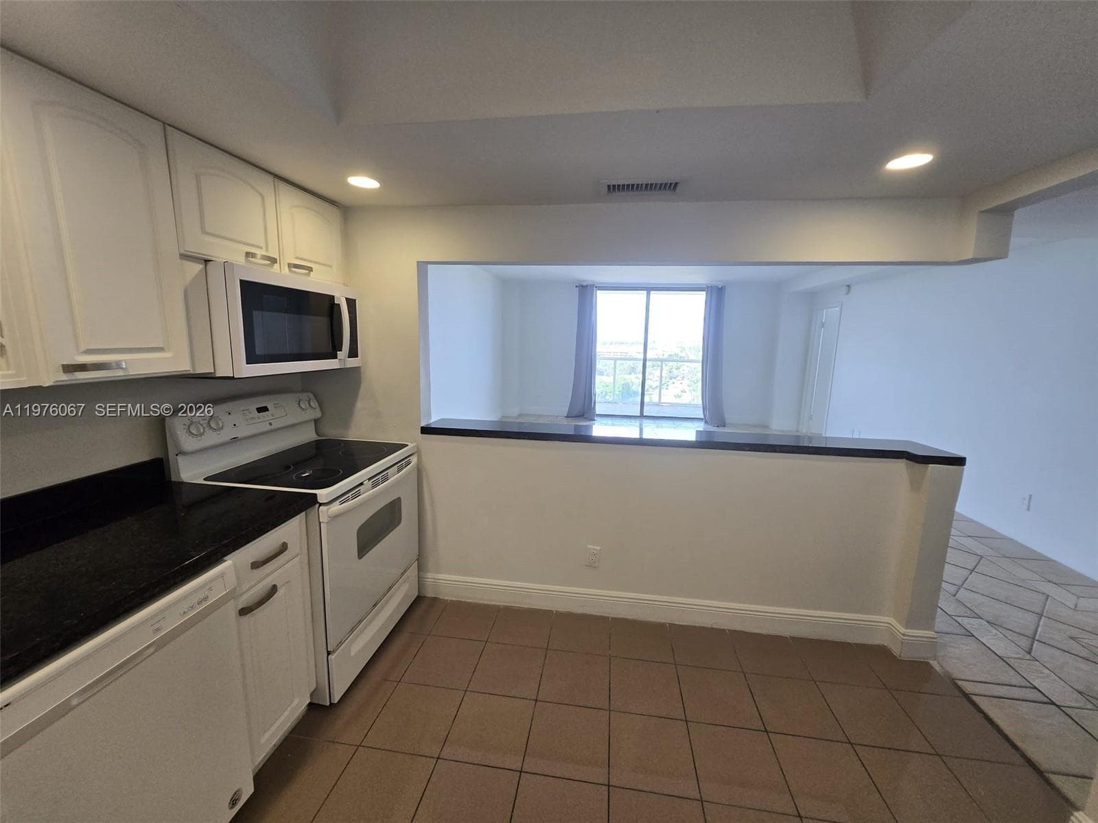 13499 Biscayne Blvd # 1505, North Miami, FL 33181 — zdjęcie 4