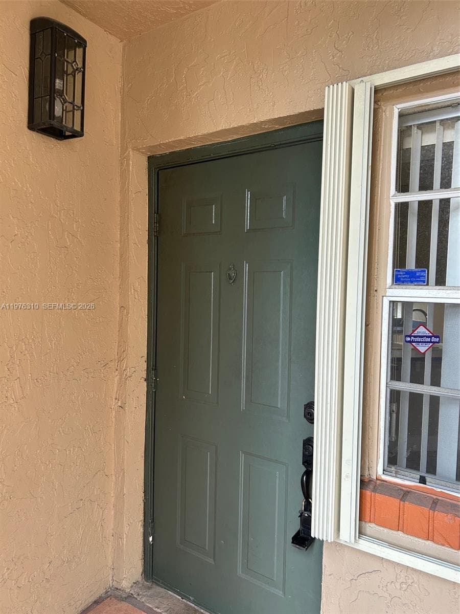 301 SW 86th Ave # 102, Pembroke Pines, FL 33025 — zdjęcie 3