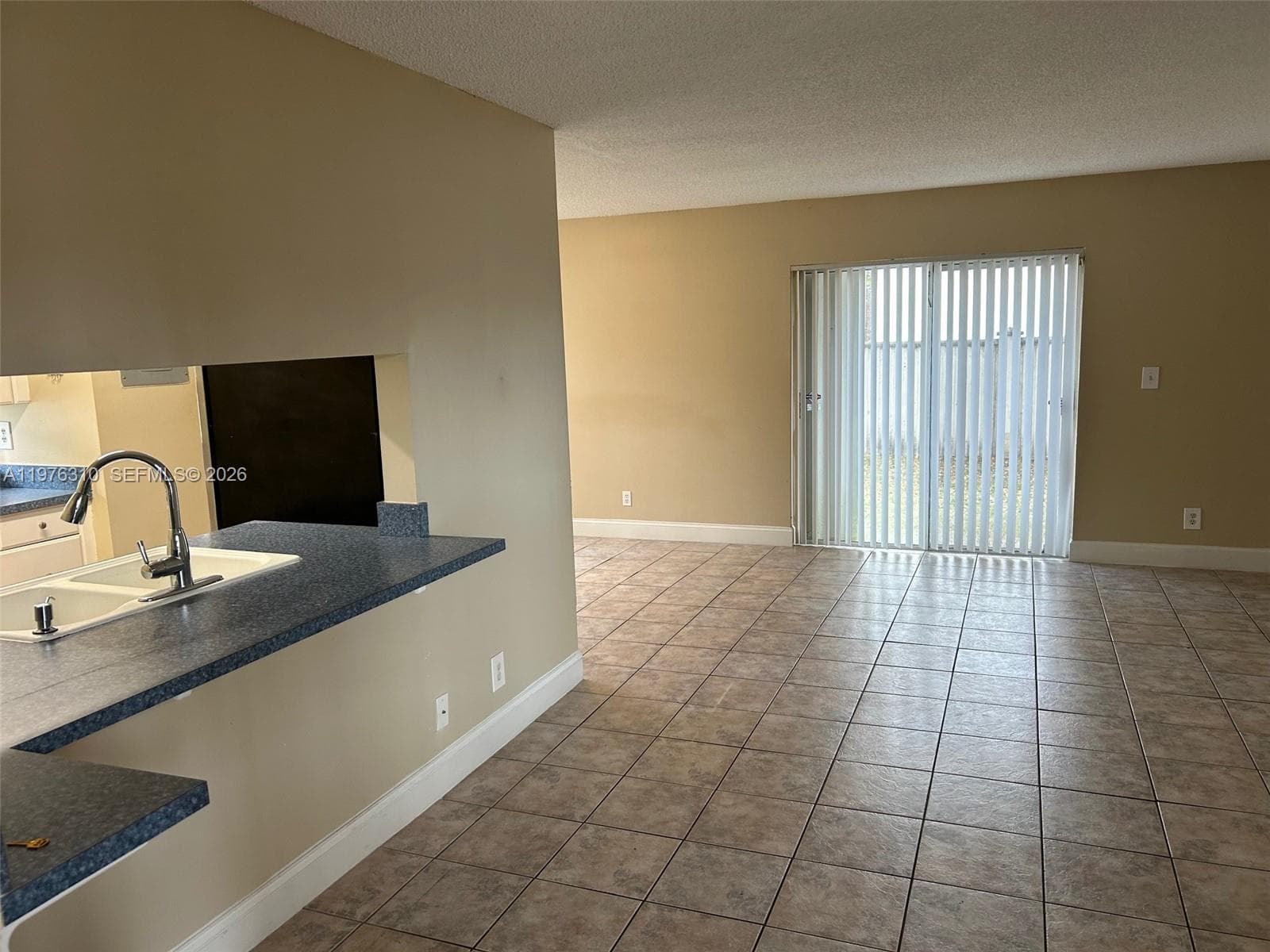 301 SW 86th Ave # 102, Pembroke Pines, FL 33025 — zdjęcie 4