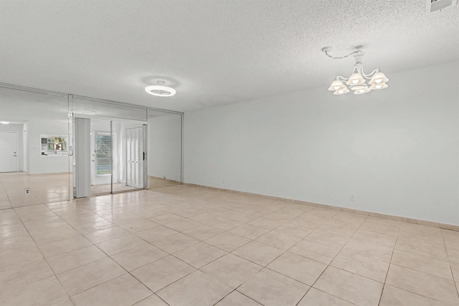 437 SW Natura Avenue # F, Deerfield Beach, FL 33441 — zdjęcie 5