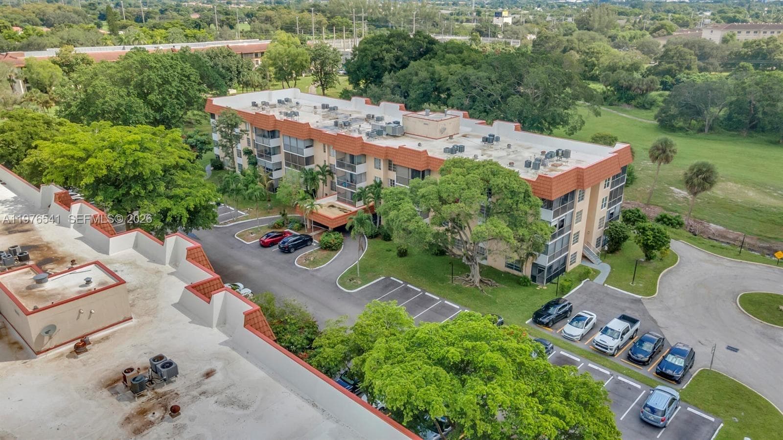 4166 Inverrary Dr # 410, Lauderhill, FL 33319 — zdjęcie 5