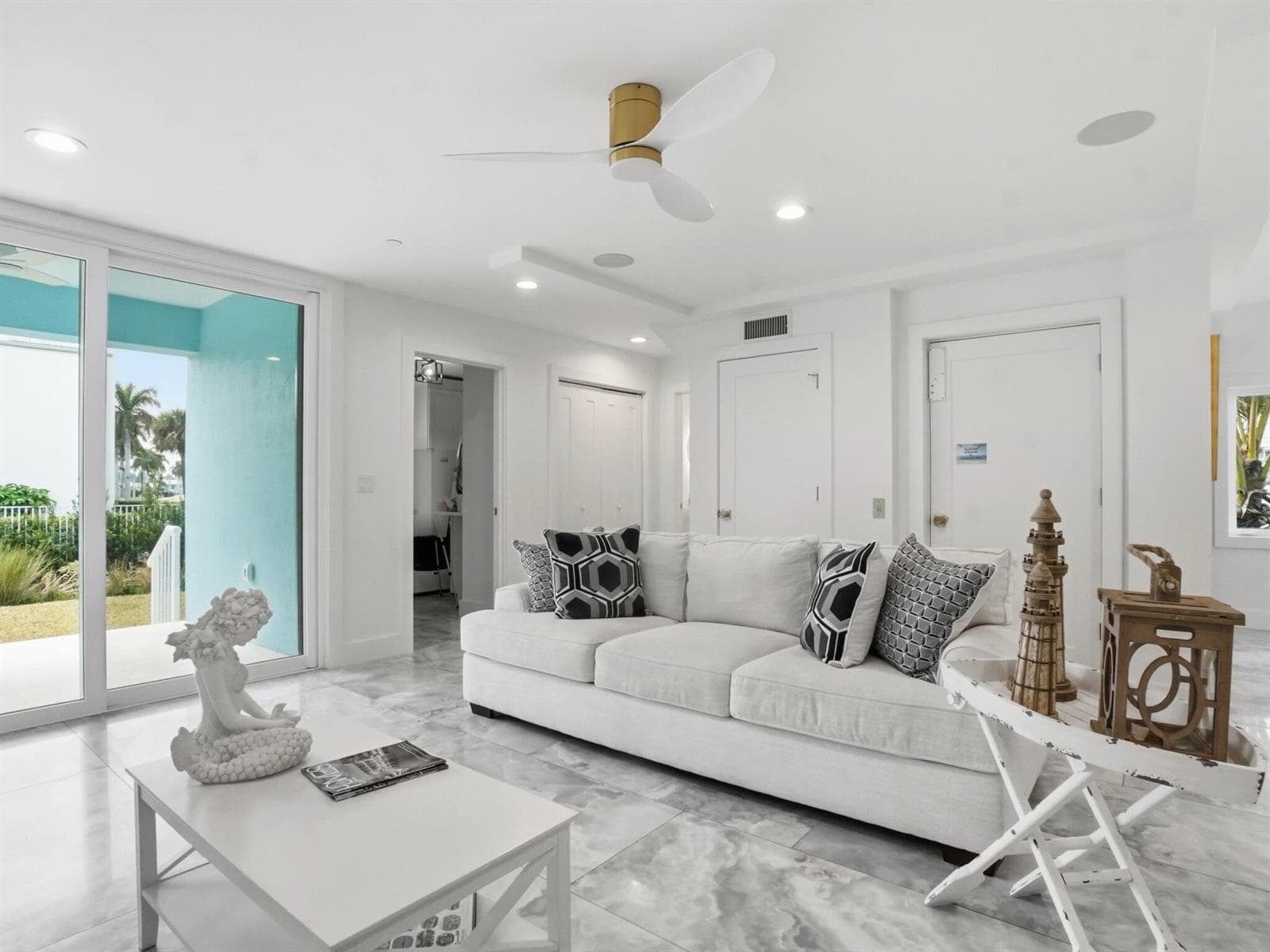 107 Desota Street, Hutchinson Island, FL 34949 — zdjęcie 2