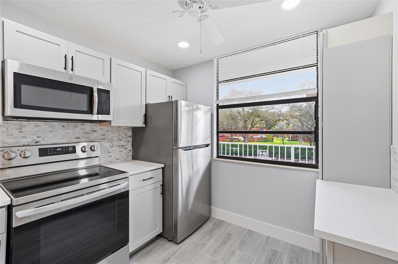 1717 Whitehall Drive # 205, Davie, FL 33324 — zdjęcie 4