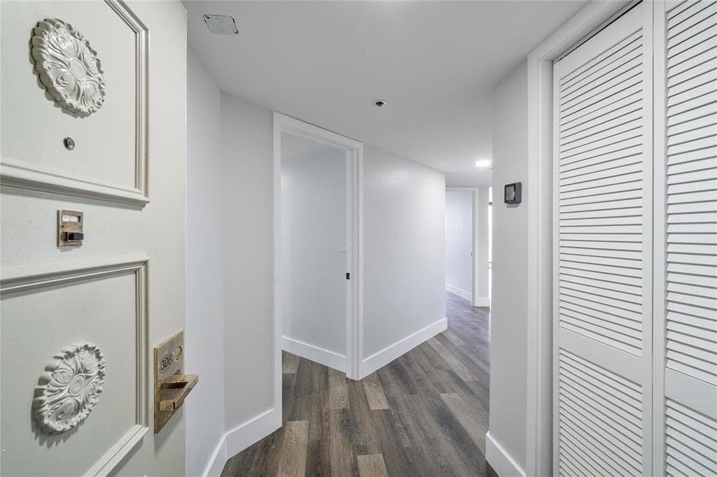 300 Three Islands Boulevard # 306, Hallandale Beach, FL 33009 — zdjęcie 3