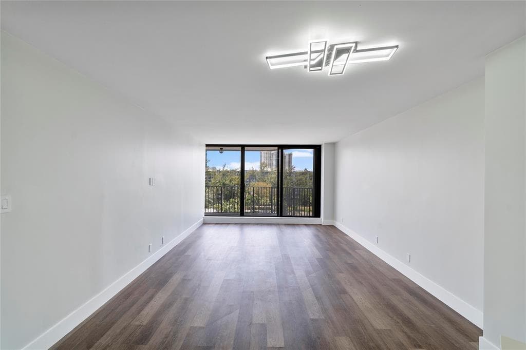 300 Three Islands Boulevard # 306, Hallandale Beach, FL 33009 — zdjęcie 5