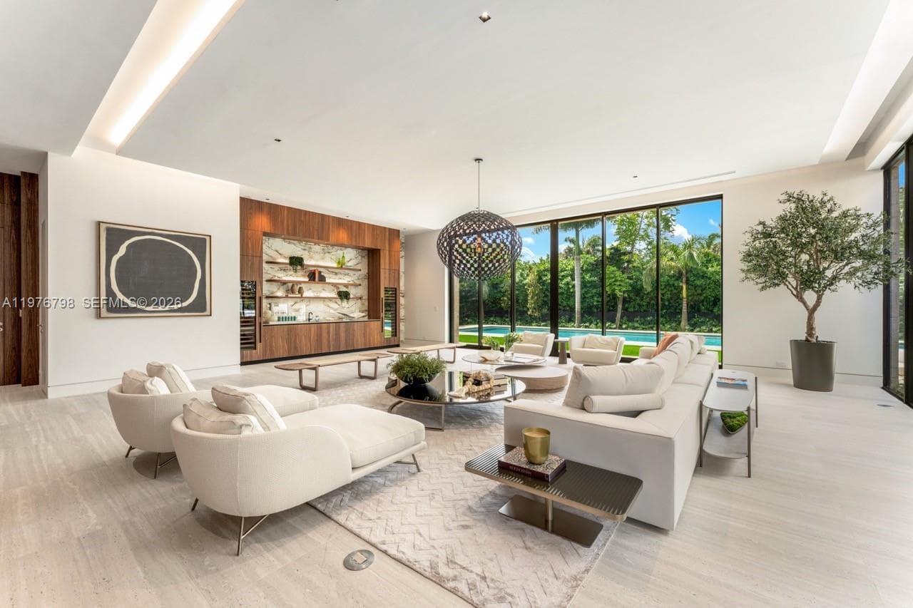 8755 SW 54th Ave, Miami, FL 33143 — zdjęcie 3