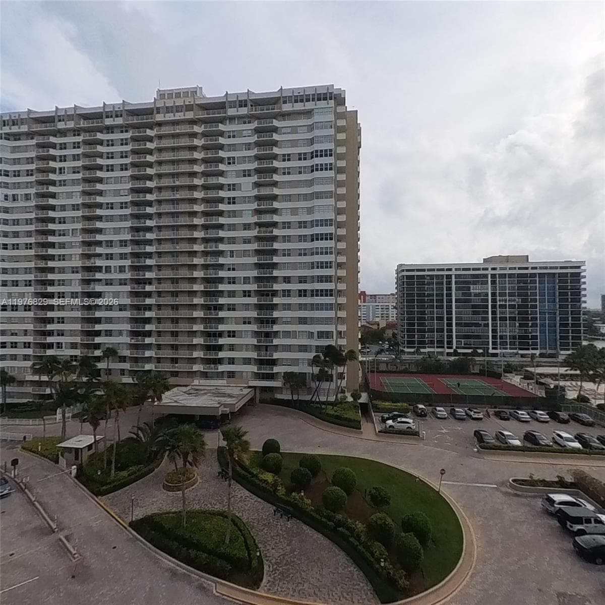 1965 S Ocean Dr # 7E, Hallandale Beach, FL 33009