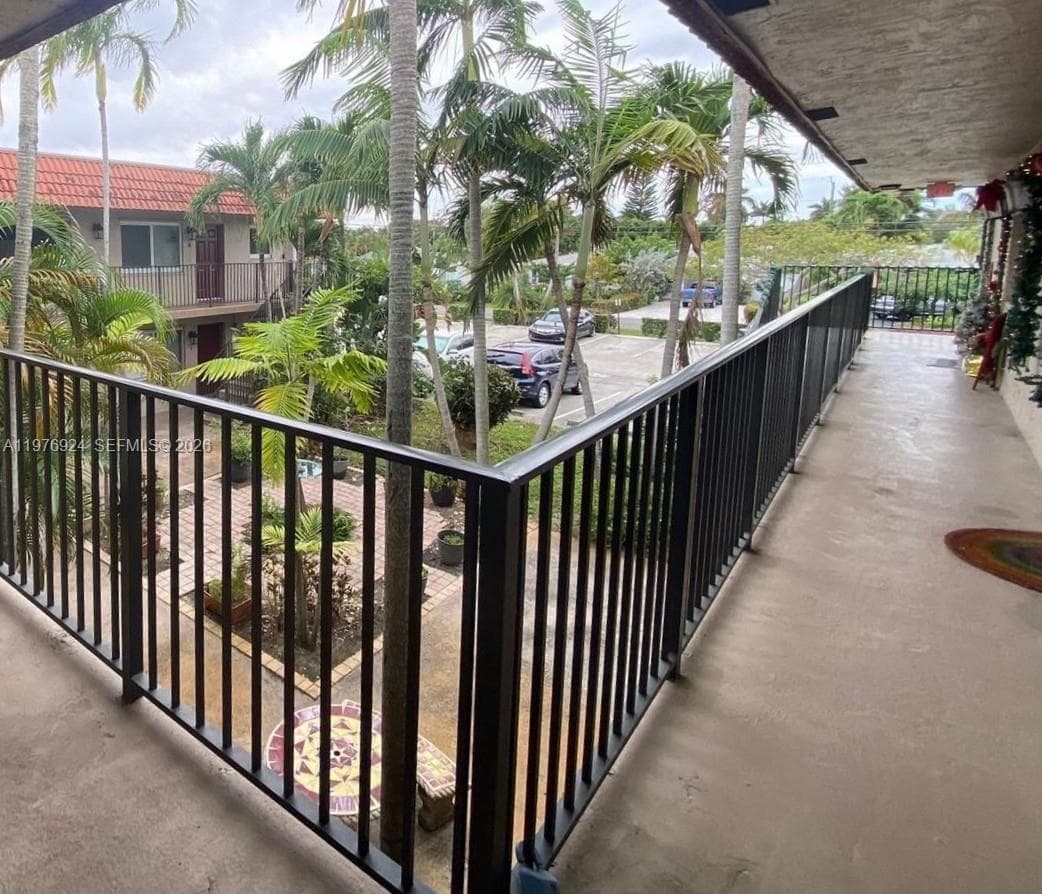3050 NE 5th Ter # 8, Wilton Manors, FL 33334