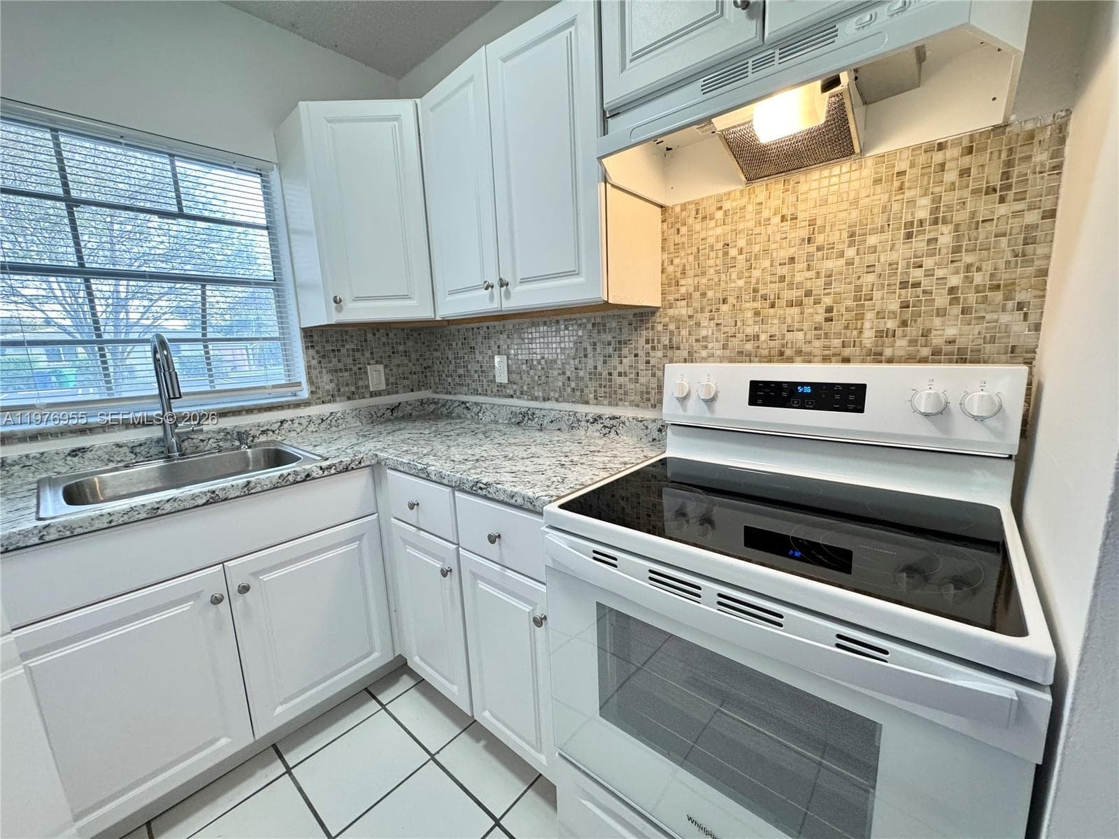 4140 Woodside Dr # 107, Coral Springs, FL 33065 — zdjęcie 2