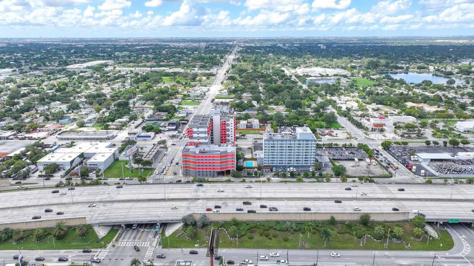 734 NW 80th Street, Miami, FL 33150 — zdjęcie 2