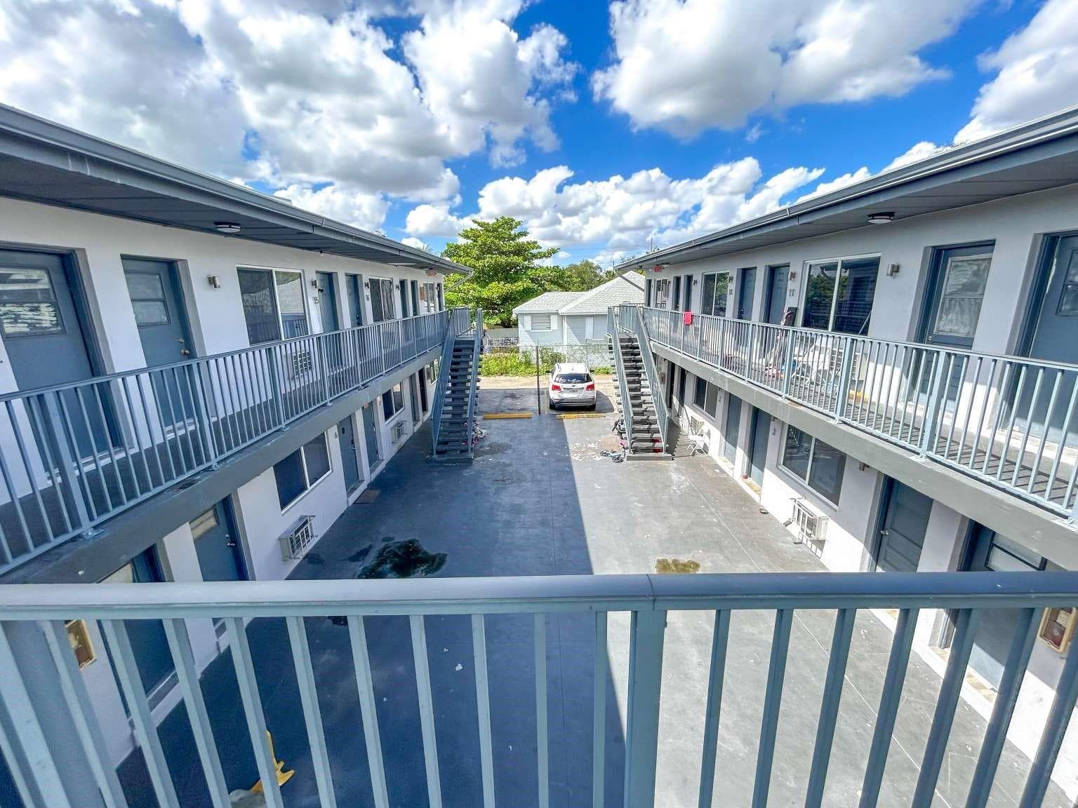 734 NW 80th Street, Miami, FL 33150 — zdjęcie 5
