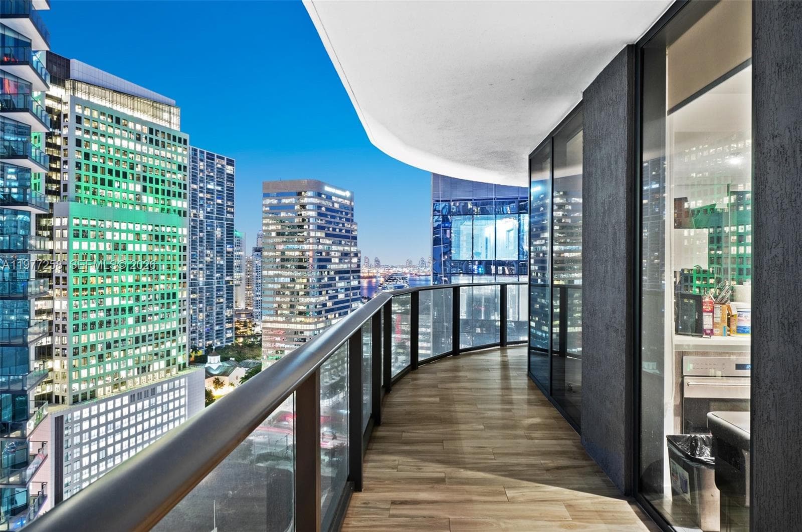 801 S Miami Ave # 2705, Miami, FL 33130