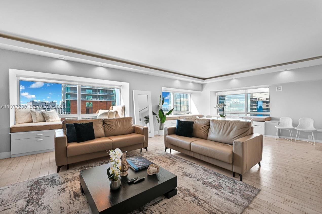 1435 Brickell Ave # 3401, Miami, FL 33131 — zdjęcie 4