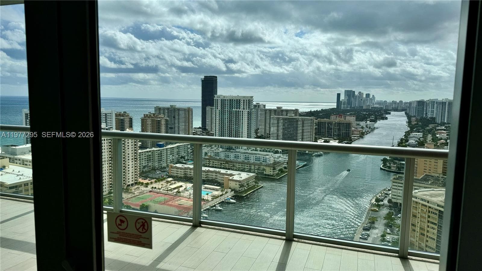 2600 E Hallandale Beach Blvd # T3205, Hallandale Beach, FL 33009 — zdjęcie 2