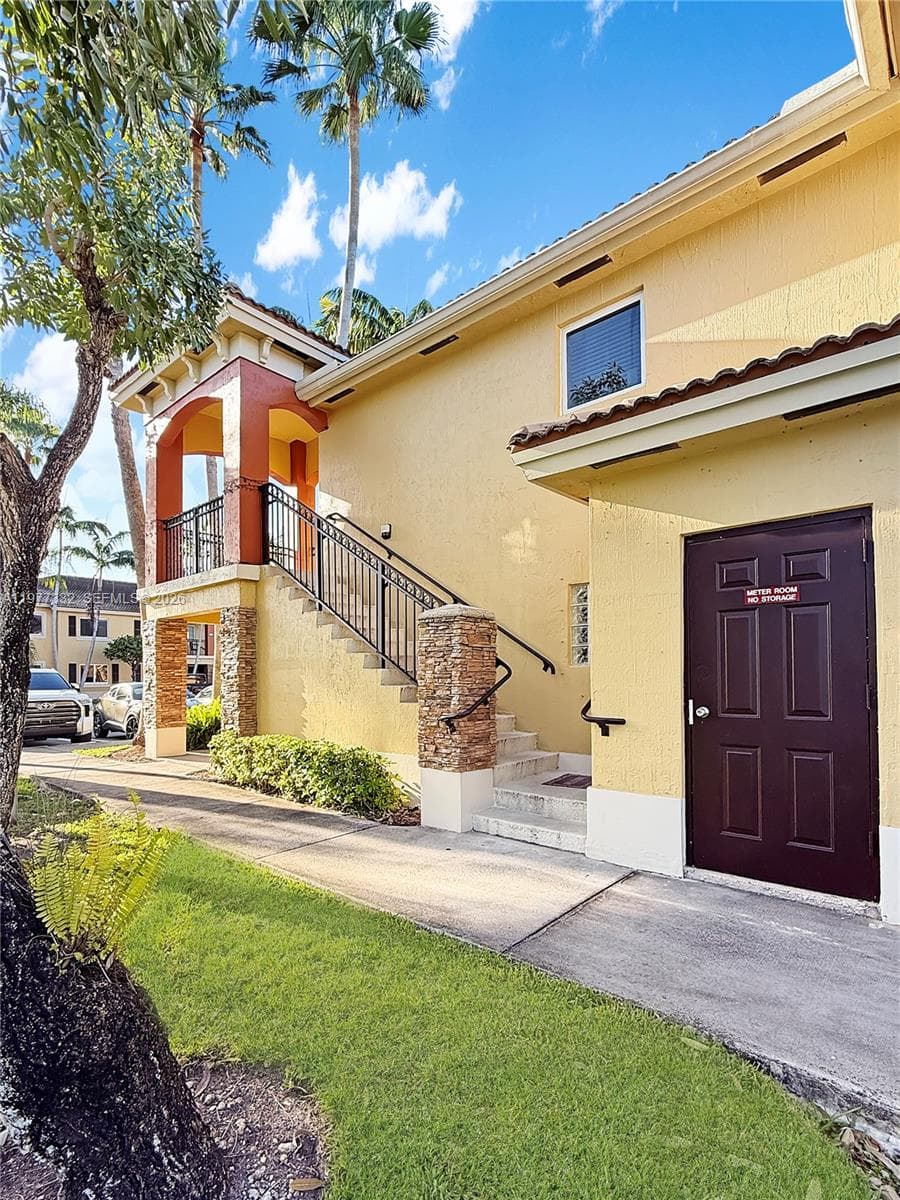 945 NE 34th Ave # 204, Homestead, FL 33033 — zdjęcie 2