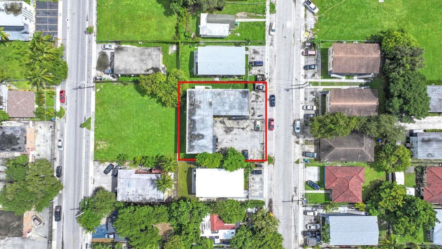 1261 NW 59th Street, Miami, FL 33142 — zdjęcie 4