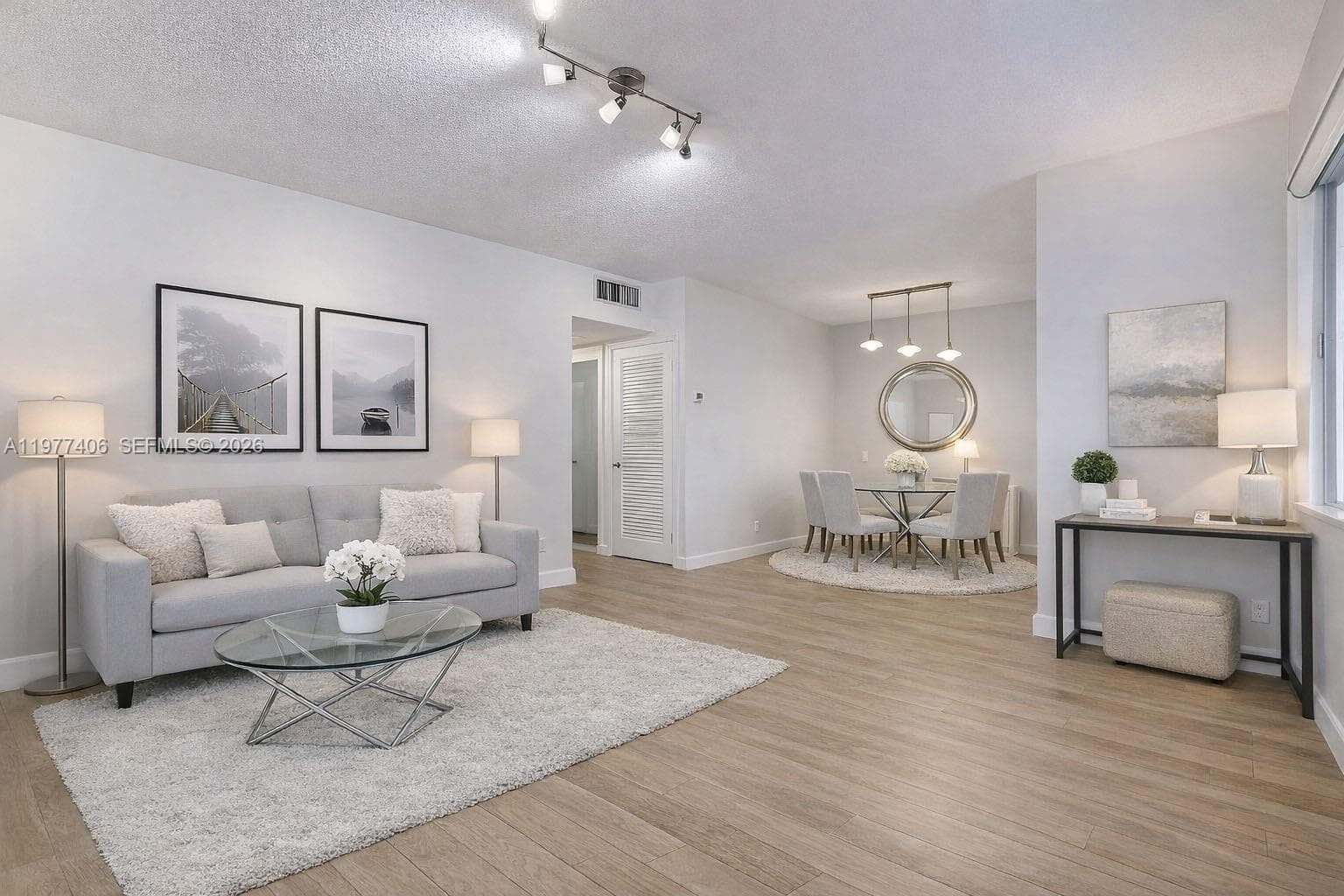 5300 Washington St # D303, Hollywood, FL 33021