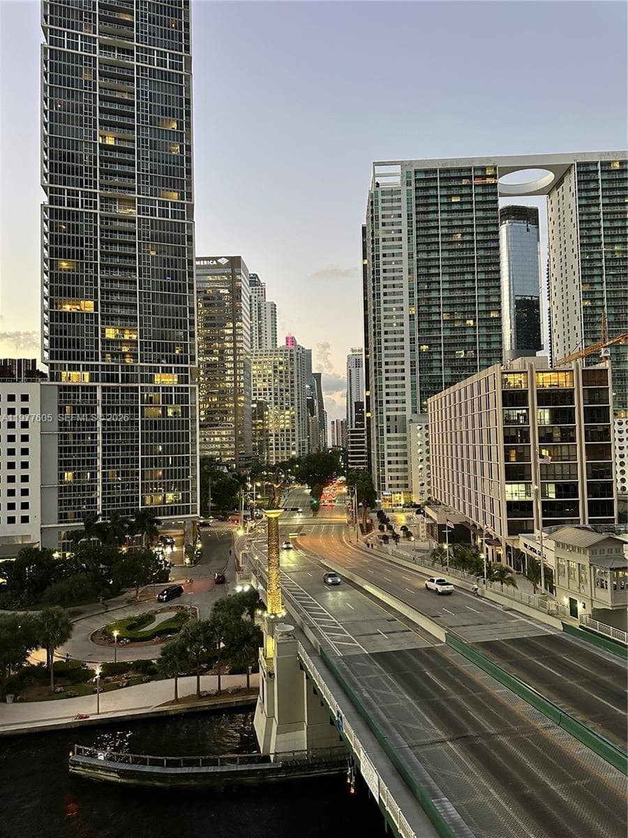200 S Biscayne Boulevard Way # 703, Miami, FL 33131 — zdjęcie 4